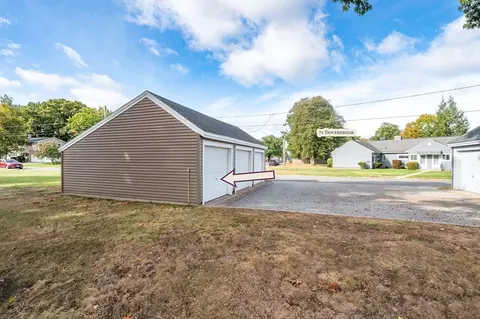 Exterior - 71 Doverbrook Rd #71, Chicopee, MA 01022 photo 6 of 7