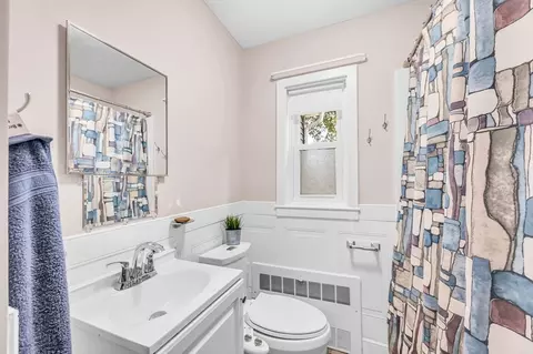 Bath - 71 Doverbrook Rd #71, Chicopee, MA 01022 photo 1 of 2