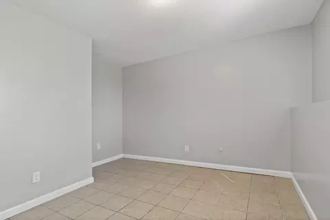 Other - 239 Glasgow St #4, Fall River, MA 02721 photo 4 of 5