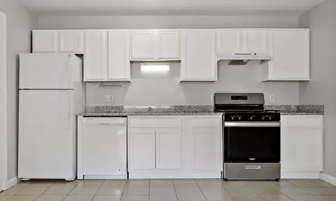 Kitchen - 239 Glasgow St #4, Fall River, MA 02721 photo 2 of 3