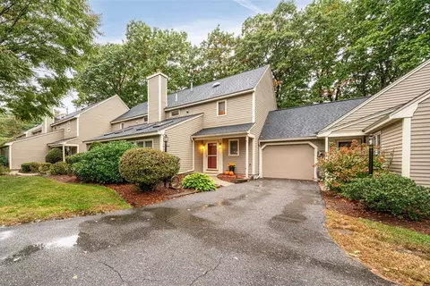 4 Iris Way #22, Haverhill, MA 01830