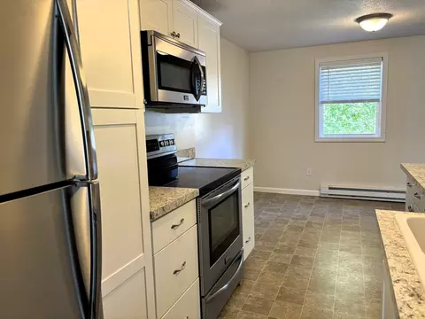 51 Warebrook Vlg, Ware, MA 01082 photo 5