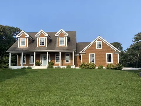 181 Lakeview Ave, Chatham, MA 02633