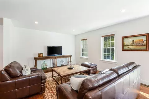 Living - 12 Leeshore, Mashpee, MA 02649 photo 2 of 3