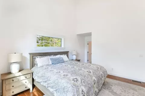 Bedroom - 12 Leeshore, Mashpee, MA 02649 photo 1 of 6