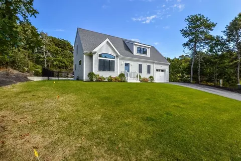 Exterior - 12 Leeshore, Mashpee, MA 02649 photo 3 of 10