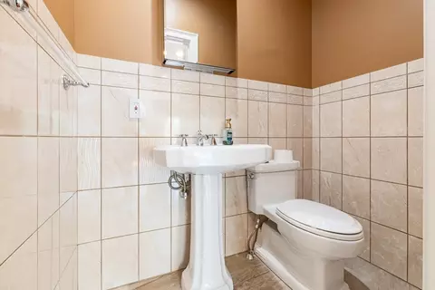 Bath - 405 E Warren St, Fall River, MA 02723 photo 1 of 3