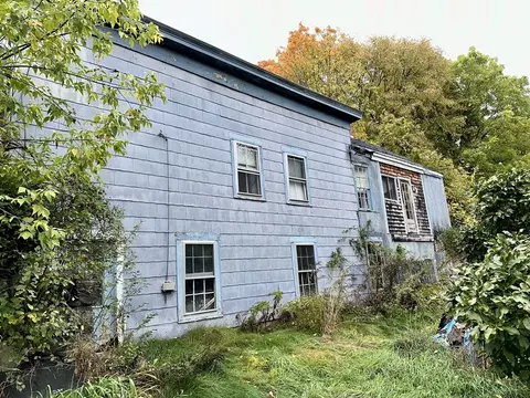 15 School St, Orange, MA 01364 photo 2