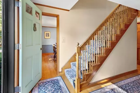 Entry Way - 4 Cape Cod Ln, Norwell, MA 02061 photo 2 of 3