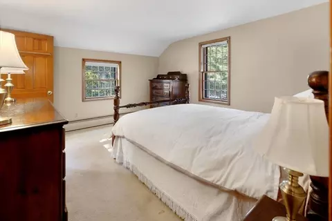 Bedroom - 4 Cape Cod Ln, Norwell, MA 02061 photo 1 of 5