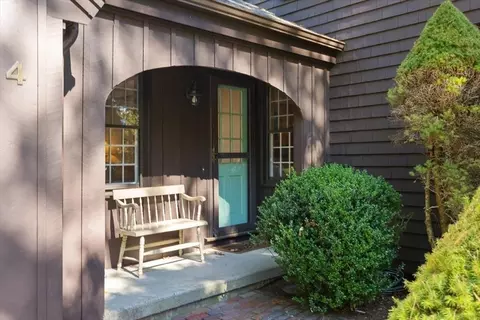 Exterior - 4 Cape Cod Ln, Norwell, MA 02061 photo 3 of 11