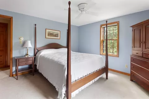 Bedroom - 4 Cape Cod Ln, Norwell, MA 02061 photo 3 of 5