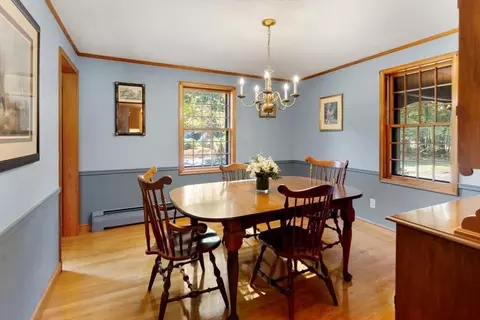 Dining - 4 Cape Cod Ln, Norwell, MA 02061 photo 3 of 4