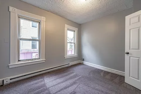 26-28 Calhoun St, Springfield, MA 01107 photo 20