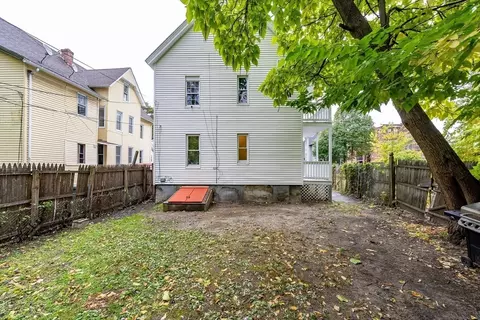 26-28 Calhoun St, Springfield, MA 01107 photo 38