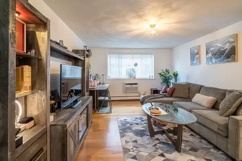 Living - 21 Staples Ave #24, Everett, MA 02149 photo 1 of 4