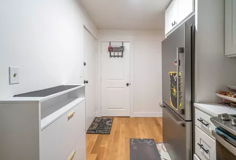 Entry Way - 21 Staples Ave #24, Everett, MA 02149 photo 1 of 2