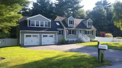7 Morningside Dr, Billerica, MA 01821