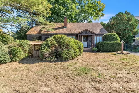 875 Main St, Agawam, MA 01001