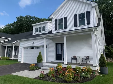 27 Salisbury Hill Blvd #8, Worcester, MA 01609
