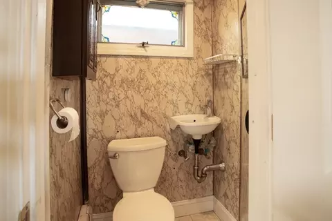 Bath - 186 Lowell St, Fall River, MA 02721 photo 2 of 2