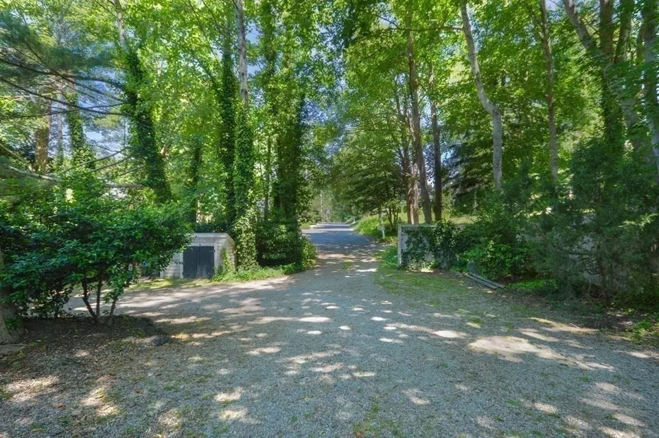Exterior - 162 Route 6a, Yarmouth, MA 02675 photo 14 of 14