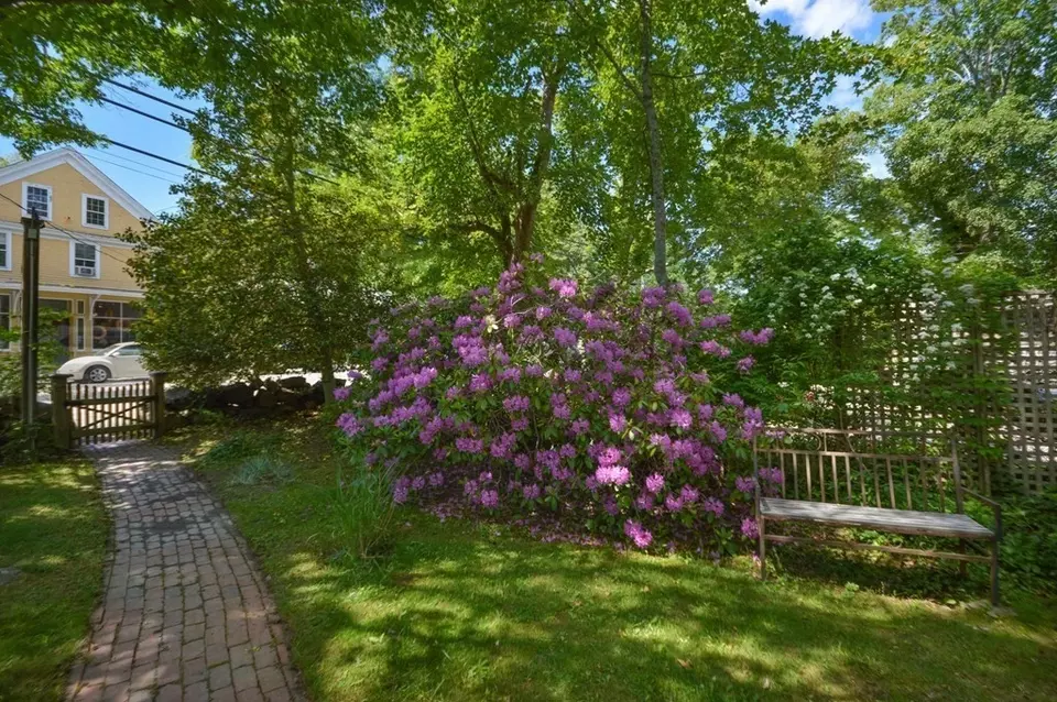 Exterior - 162 Route 6a, Yarmouth, MA 02675 photo 12 of 14