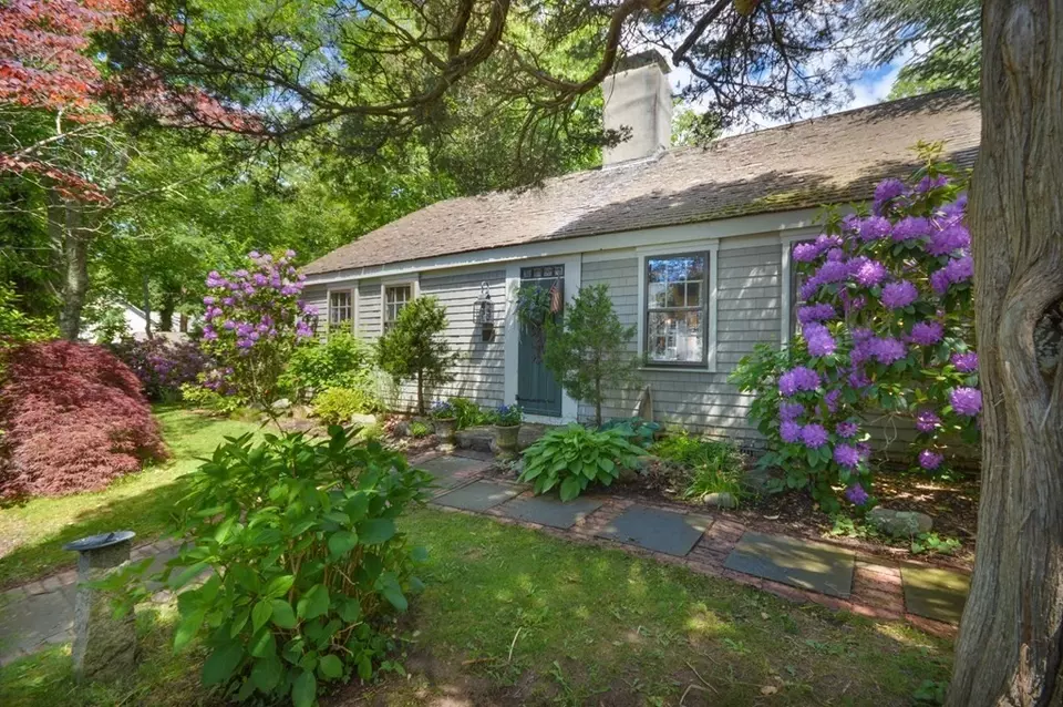 Exterior - 162 Route 6a, Yarmouth, MA 02675 photo 1 of 14