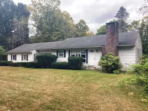 275 State St, Palmer, MA 01069