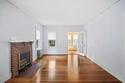 Living - 174 Bancroft Ave, Reading, MA 01867 photo 2 of 3