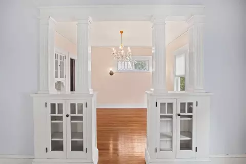 Entry Way - 174 Bancroft Ave, Reading, MA 01867 photo 2 of 3