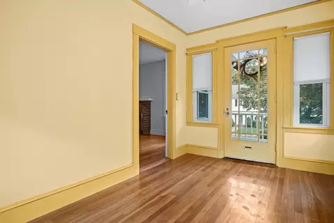 Entry Way - 174 Bancroft Ave, Reading, MA 01867 photo 1 of 3