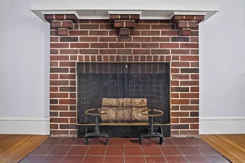 Living - 174 Bancroft Ave, Reading, MA 01867 photo 3 of 3