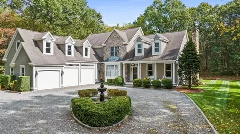 135 Rocky Rd, Northbridge, MA 01588