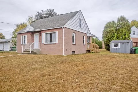 52 Simonich St, Chicopee, MA 01013