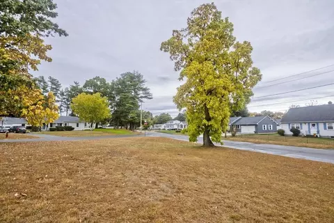 52 Simonich St, Chicopee, MA 01013 photo 22