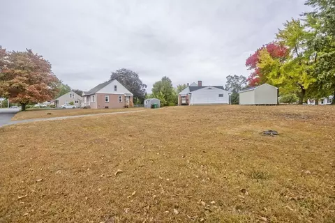 52 Simonich St, Chicopee, MA 01013 photo 21