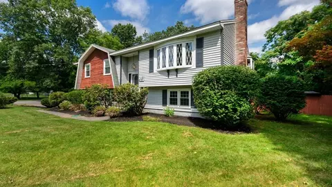1120 Andover St, Tewksbury, MA 01876