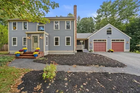 166 Cranberry Dr, Halifax, MA 02338
