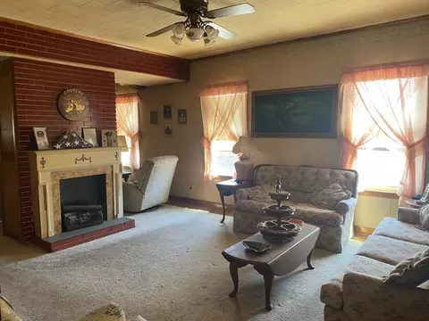 Living - 123-129 Fenner, Fall River, MA 02724 photo 1 of 1