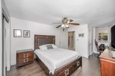 Bedroom - 45 4th St, Dracut, MA 01826 photo 2 of 5