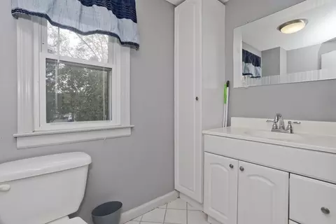 25 E Canton Cir, Springfield, MA 01104 photo 18