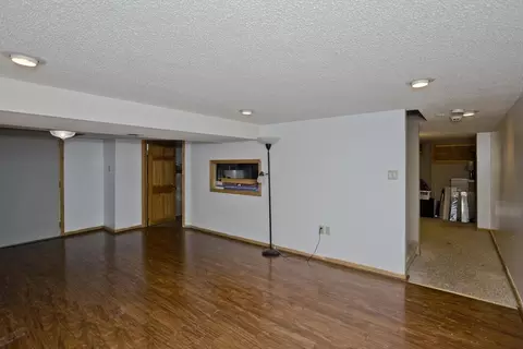 25 E Canton Cir, Springfield, MA 01104 photo 33