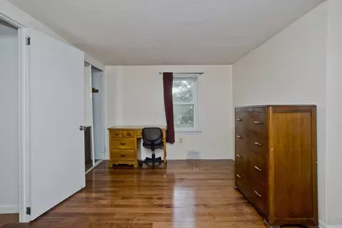 25 E Canton Cir, Springfield, MA 01104 photo 25