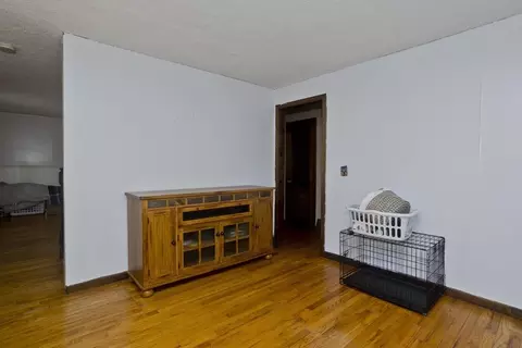 25 E Canton Cir, Springfield, MA 01104 photo 16
