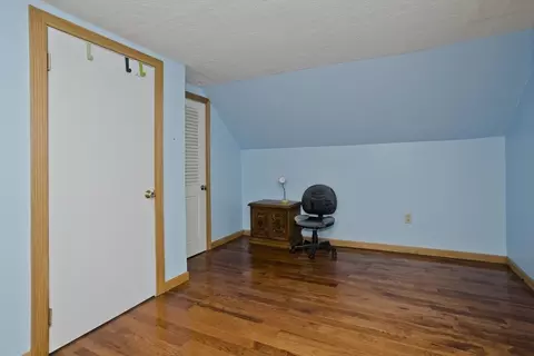 25 E Canton Cir, Springfield, MA 01104 photo 27