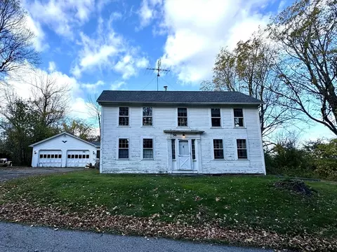 56 Barre Rd, Oakham, MA 01068
