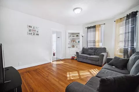 Living - 129-131 Wilbraham Ave, Springfield, MA 01109 photo 2 of 2