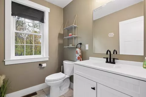 1015 Willis Rd, Phillipston, MA 01331 photo 10