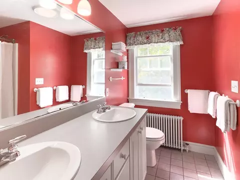 100 Thornton Rd, Needham, MA 02492 photo 22